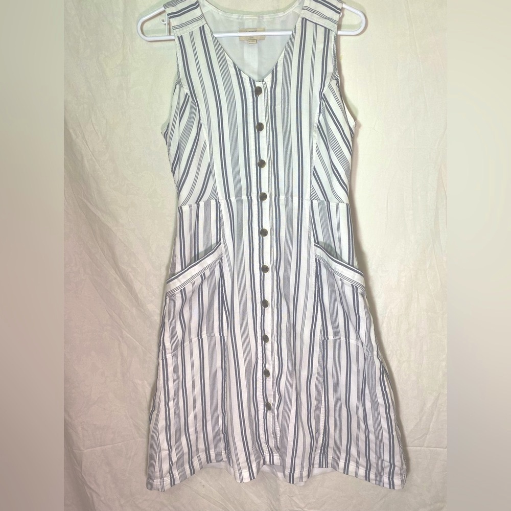 Loft dress with buttons all the way down.